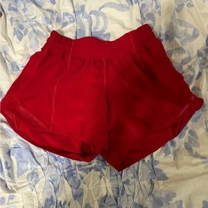 red lulu shorts